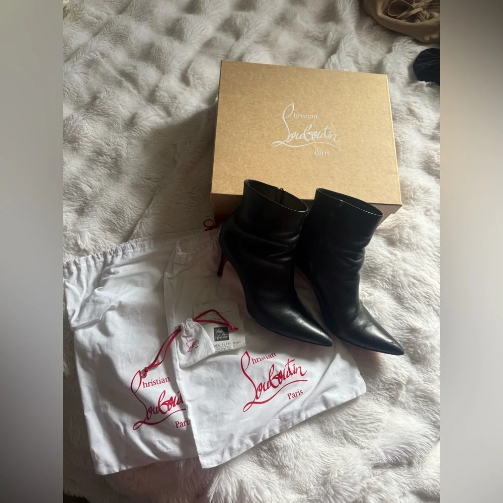 Authentic Christian Louboutin So Kate Booties - Picture 1 of 8